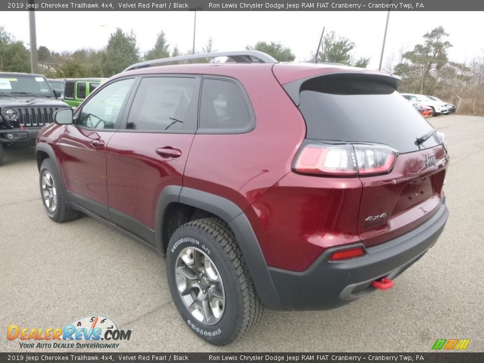 2019 Jeep Cherokee Trailhawk 4x4 Velvet Red Pearl / Black Photo #3