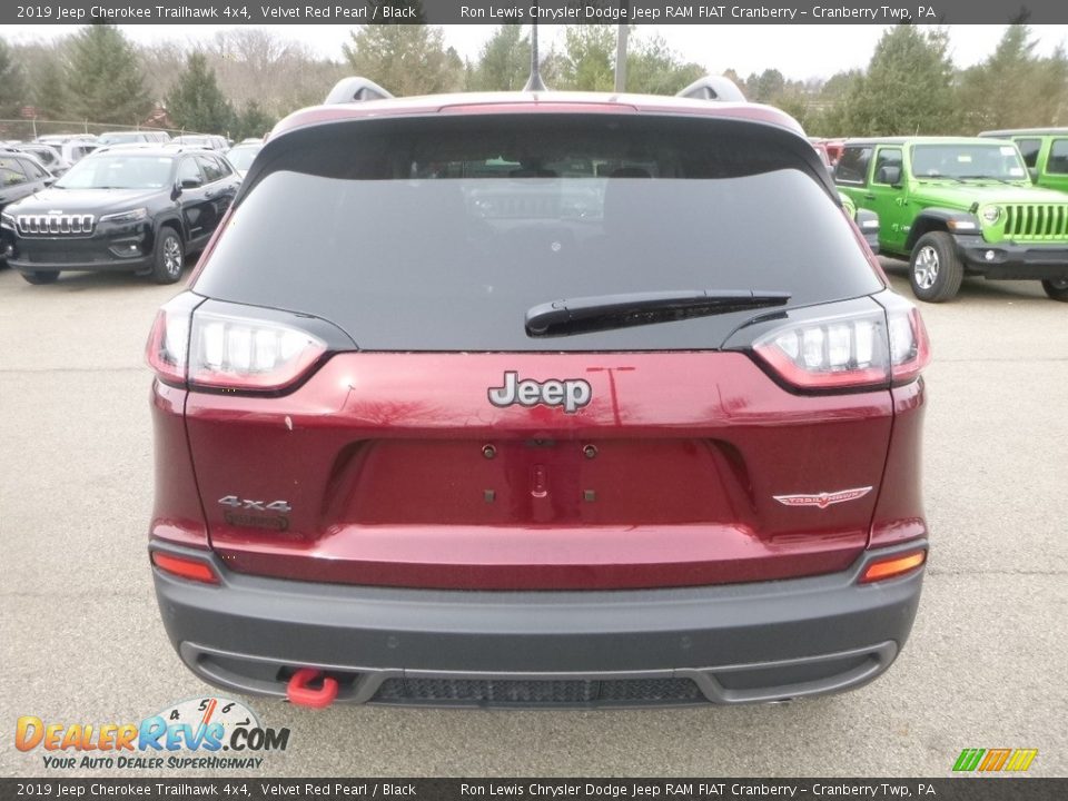 2019 Jeep Cherokee Trailhawk 4x4 Velvet Red Pearl / Black Photo #4