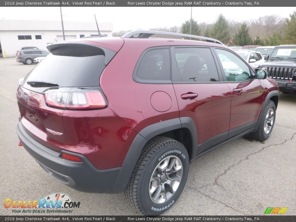 2019 Jeep Cherokee Trailhawk 4x4 Velvet Red Pearl / Black Photo #5