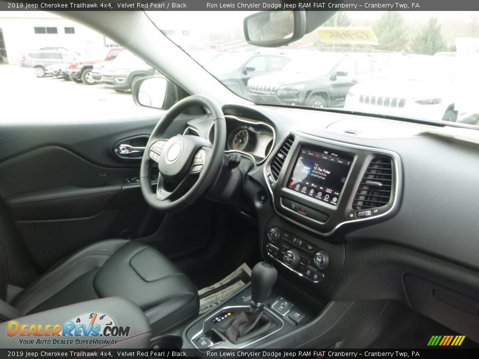 2019 Jeep Cherokee Trailhawk 4x4 Velvet Red Pearl / Black Photo #11