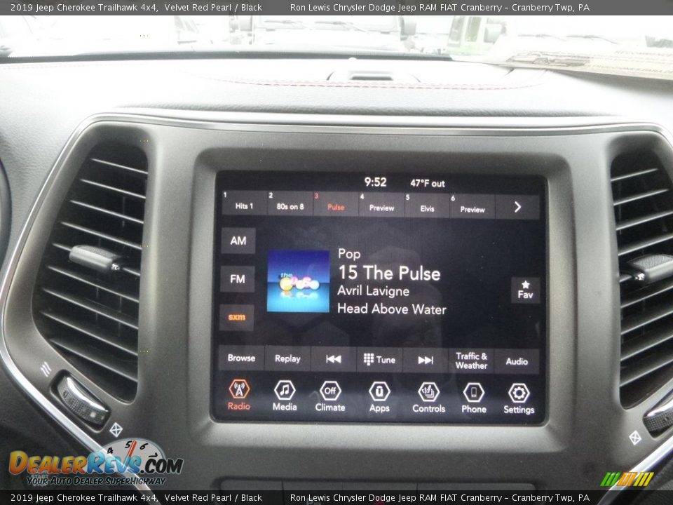 2019 Jeep Cherokee Trailhawk 4x4 Velvet Red Pearl / Black Photo #16