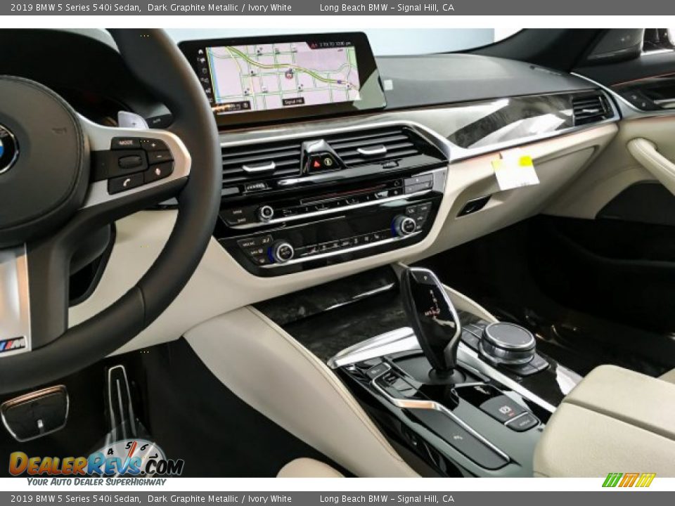 2019 BMW 5 Series 540i Sedan Dark Graphite Metallic / Ivory White Photo #6