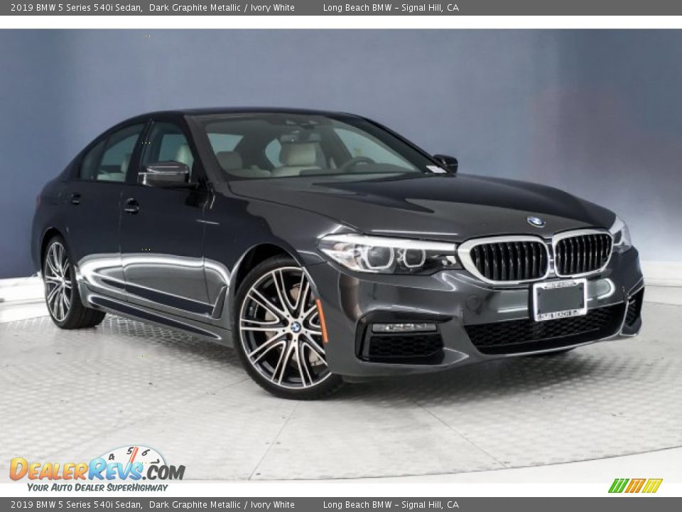 2019 BMW 5 Series 540i Sedan Dark Graphite Metallic / Ivory White Photo #12