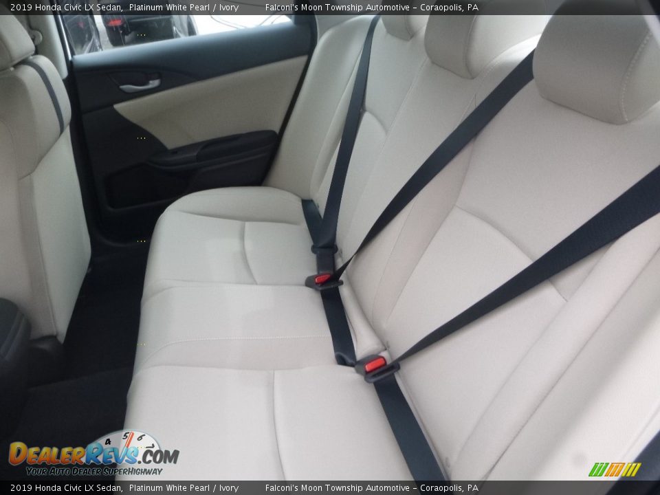 2019 Honda Civic LX Sedan Platinum White Pearl / Ivory Photo #10