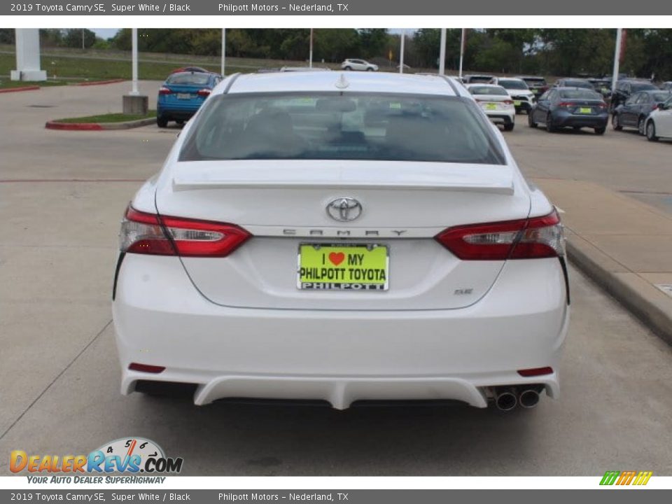 2019 Toyota Camry SE Super White / Black Photo #7
