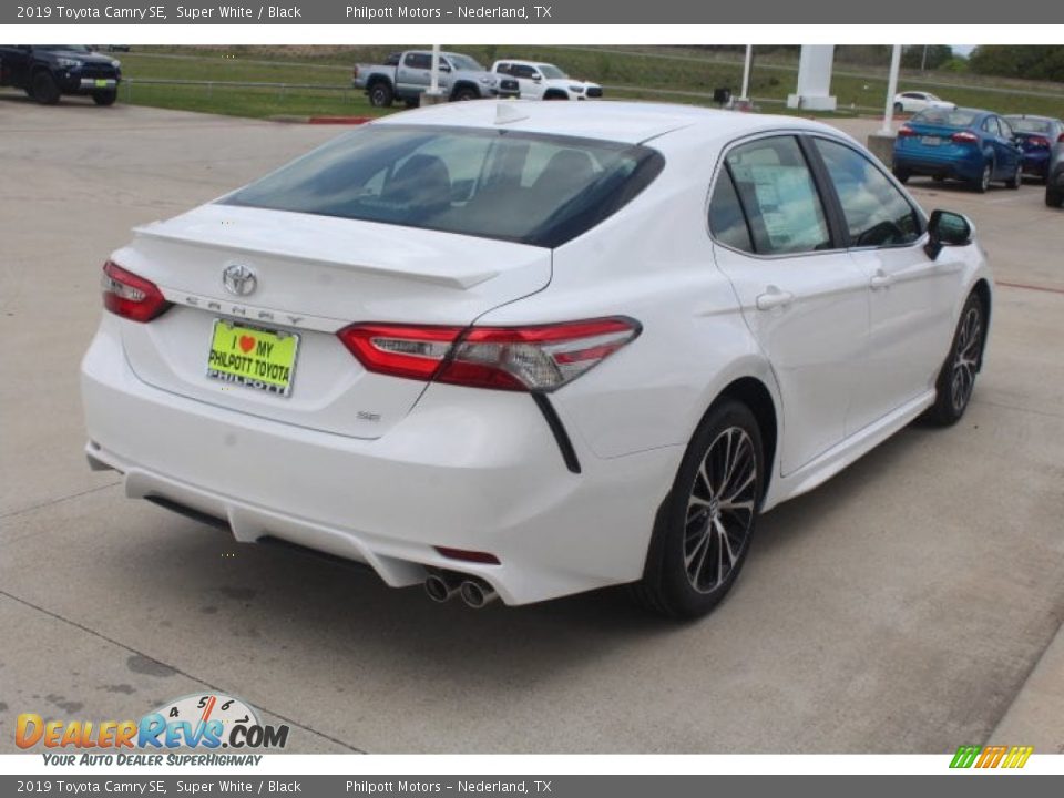 2019 Toyota Camry SE Super White / Black Photo #8