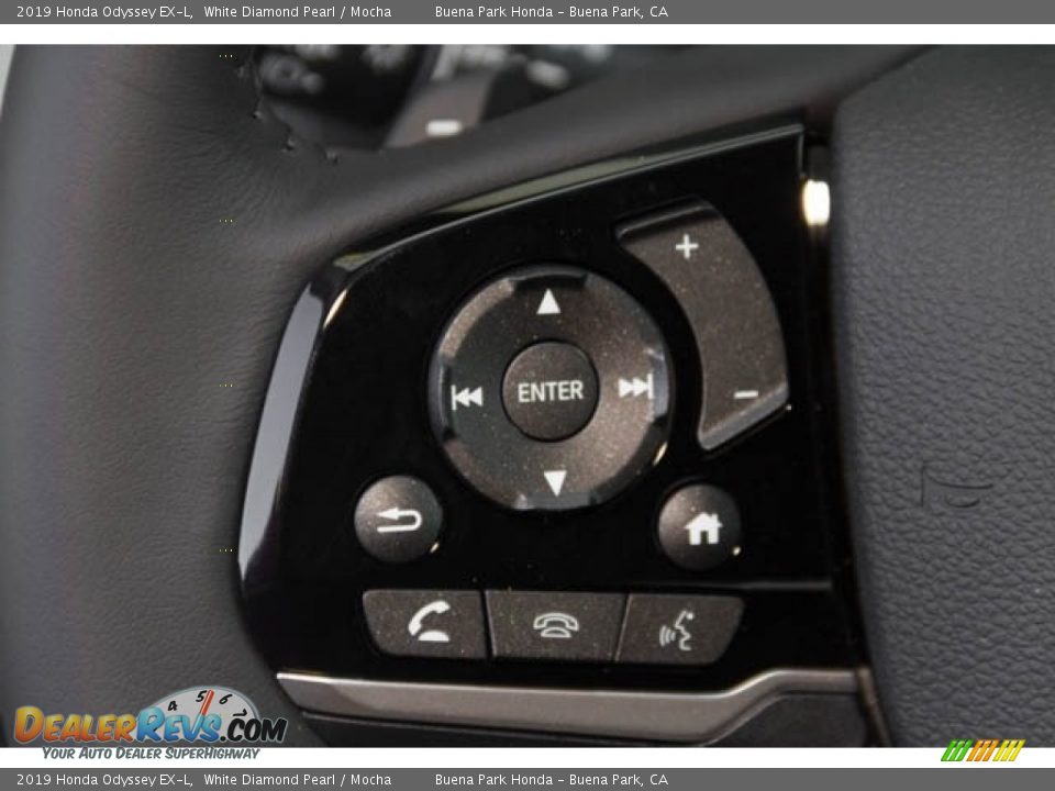 2019 Honda Odyssey EX-L White Diamond Pearl / Mocha Photo #18