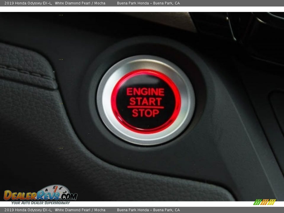 2019 Honda Odyssey EX-L White Diamond Pearl / Mocha Photo #20