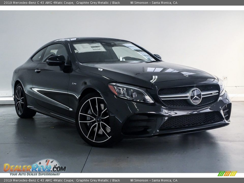 Front 3/4 View of 2019 Mercedes-Benz C 43 AMG 4Matic Coupe Photo #12