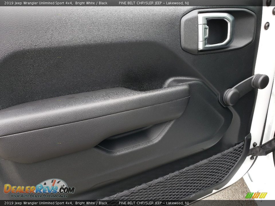 2019 Jeep Wrangler Unlimited Sport 4x4 Bright White / Black Photo #8
