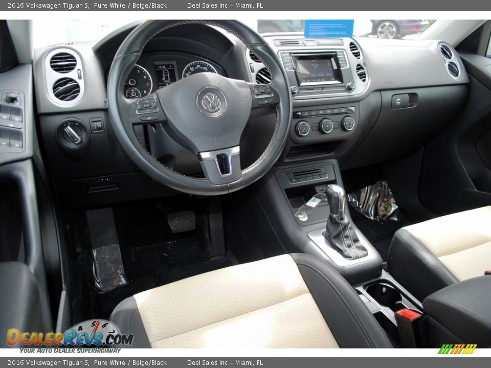 2016 Volkswagen Tiguan S Pure White / Beige/Black Photo #12
