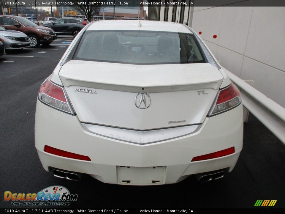 2010 Acura TL 3.7 SH-AWD Technology White Diamond Pearl / Taupe Photo #4