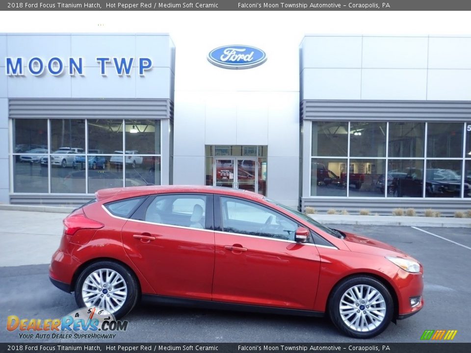 2018 Ford Focus Titanium Hatch Hot Pepper Red / Medium Soft Ceramic Photo #1