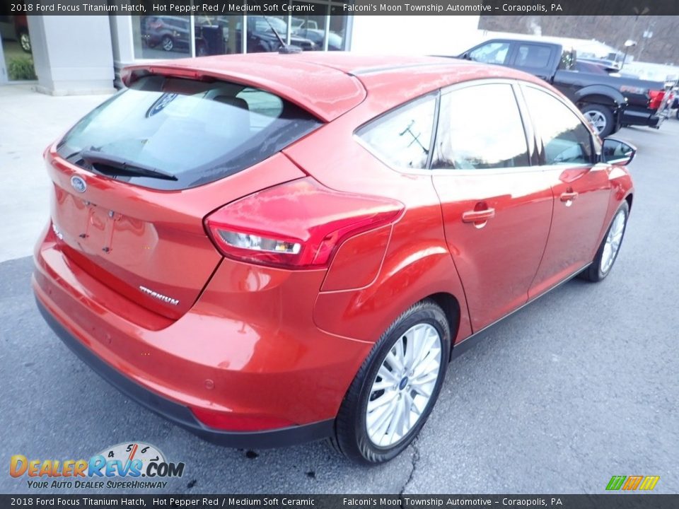 2018 Ford Focus Titanium Hatch Hot Pepper Red / Medium Soft Ceramic Photo #2