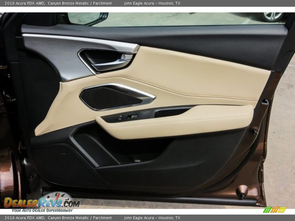 Door Panel of 2019 Acura RDX AWD Photo #22