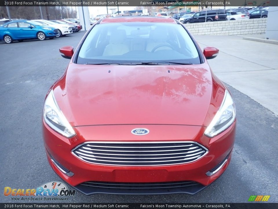 2018 Ford Focus Titanium Hatch Hot Pepper Red / Medium Soft Ceramic Photo #8