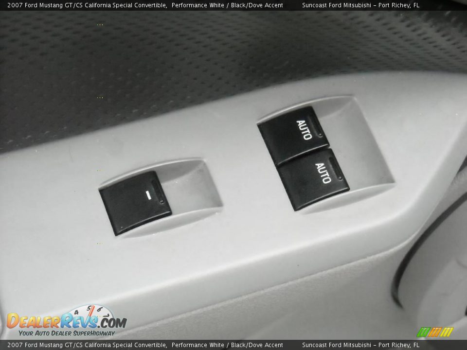 2007 Ford Mustang GT/CS California Special Convertible Performance White / Black/Dove Accent Photo #15