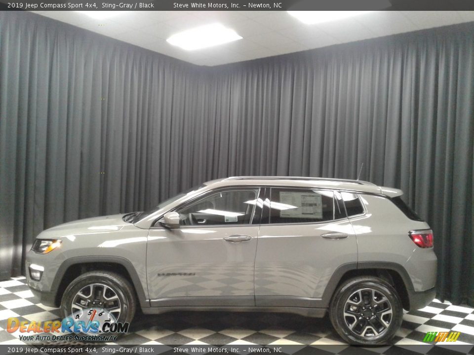 2019 Jeep Compass Sport 4x4 Sting-Gray / Black Photo #1