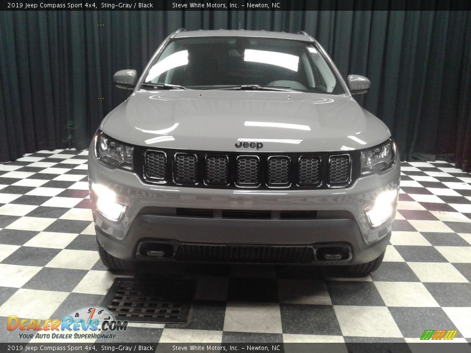 2019 Jeep Compass Sport 4x4 Sting-Gray / Black Photo #3