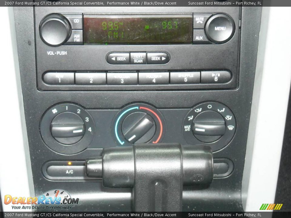 2007 Ford Mustang GT/CS California Special Convertible Performance White / Black/Dove Accent Photo #24