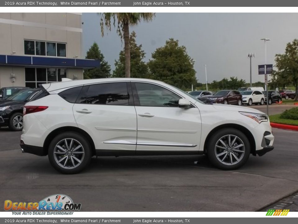 2019 Acura RDX Technology White Diamond Pearl / Parchment Photo #8