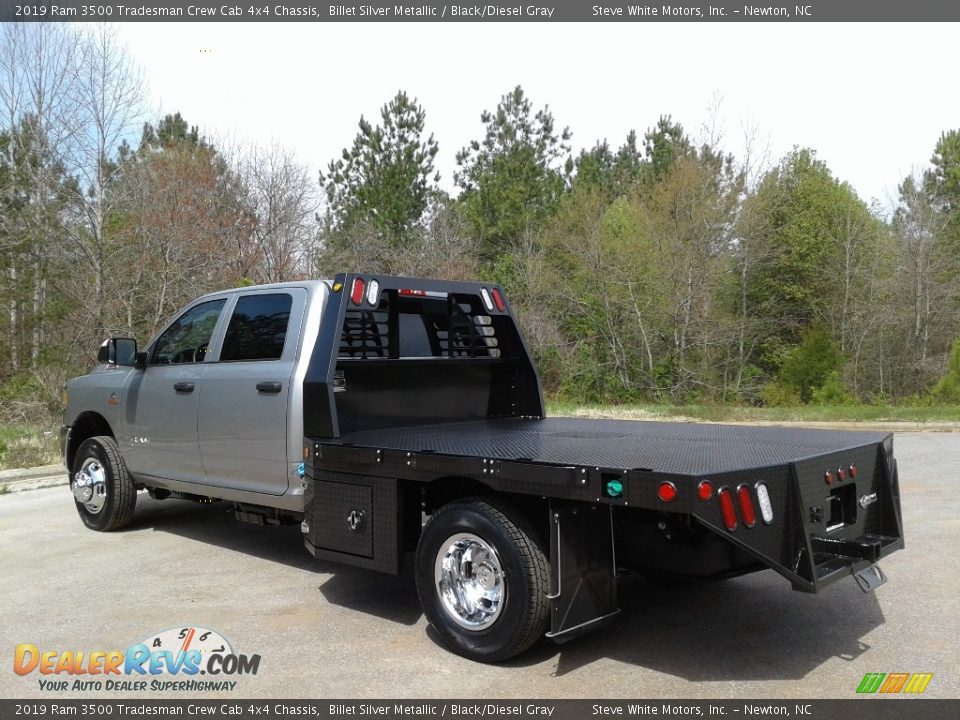 2019 Ram 3500 Tradesman Crew Cab 4x4 Chassis Billet Silver Metallic / Black/Diesel Gray Photo #8