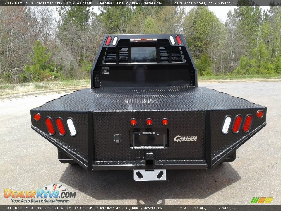 2019 Ram 3500 Tradesman Crew Cab 4x4 Chassis Billet Silver Metallic / Black/Diesel Gray Photo #12