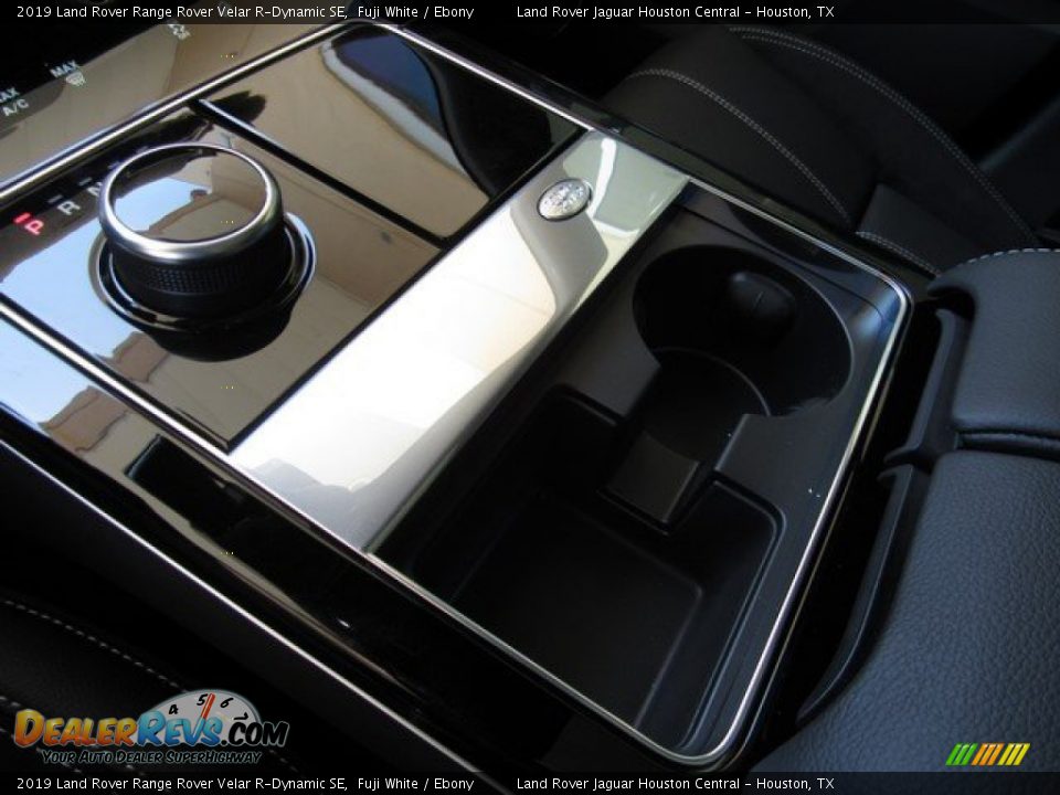 2019 Land Rover Range Rover Velar R-Dynamic SE Fuji White / Ebony Photo #34
