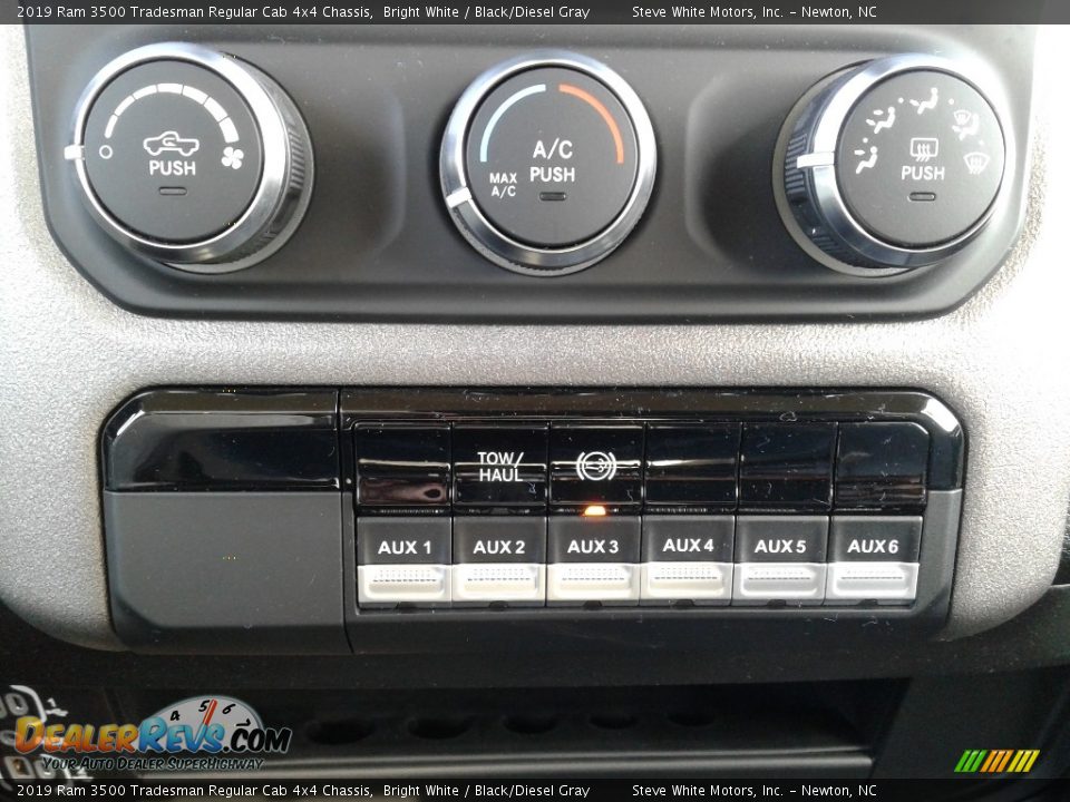 Controls of 2019 Ram 3500 Tradesman Regular Cab 4x4 Chassis Photo #21