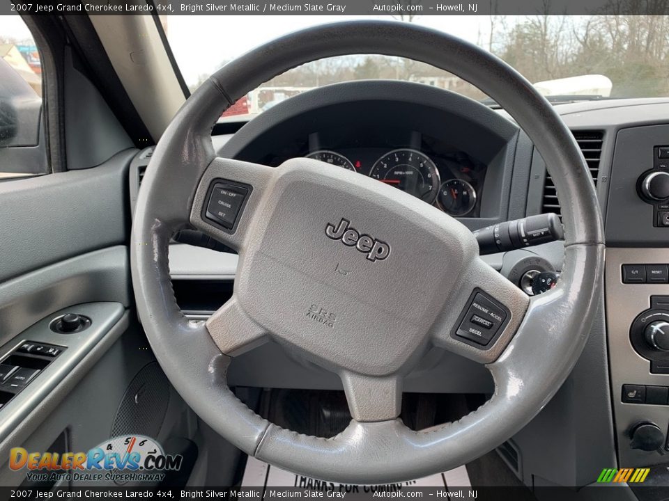 2007 Jeep Grand Cherokee Laredo 4x4 Bright Silver Metallic / Medium Slate Gray Photo #16