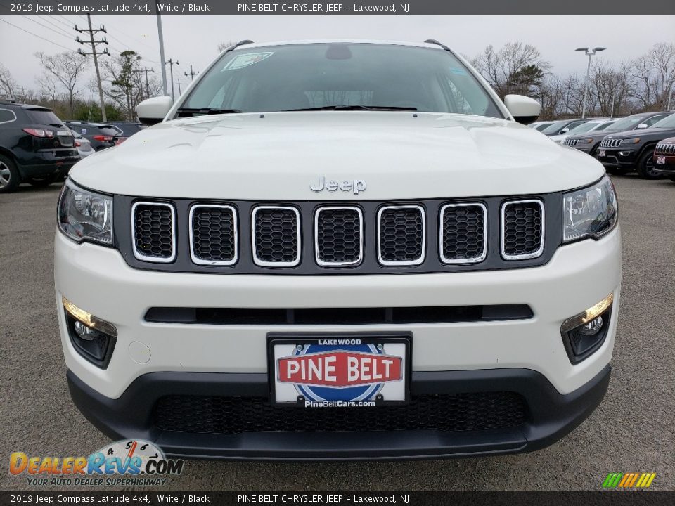 2019 Jeep Compass Latitude 4x4 White / Black Photo #2