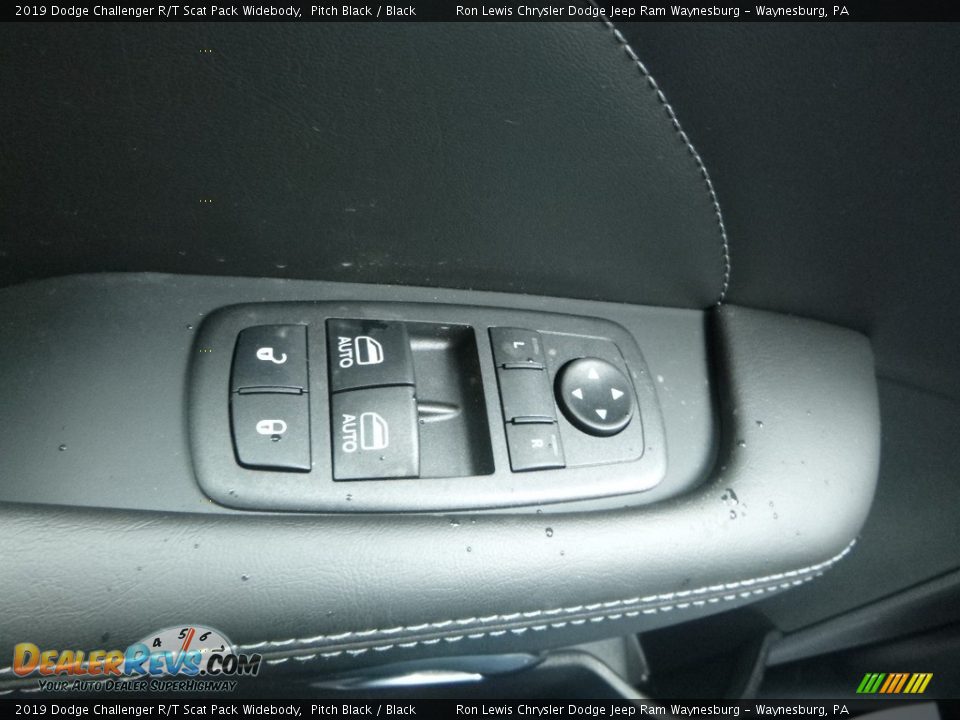 2019 Dodge Challenger R/T Scat Pack Widebody Pitch Black / Black Photo #20