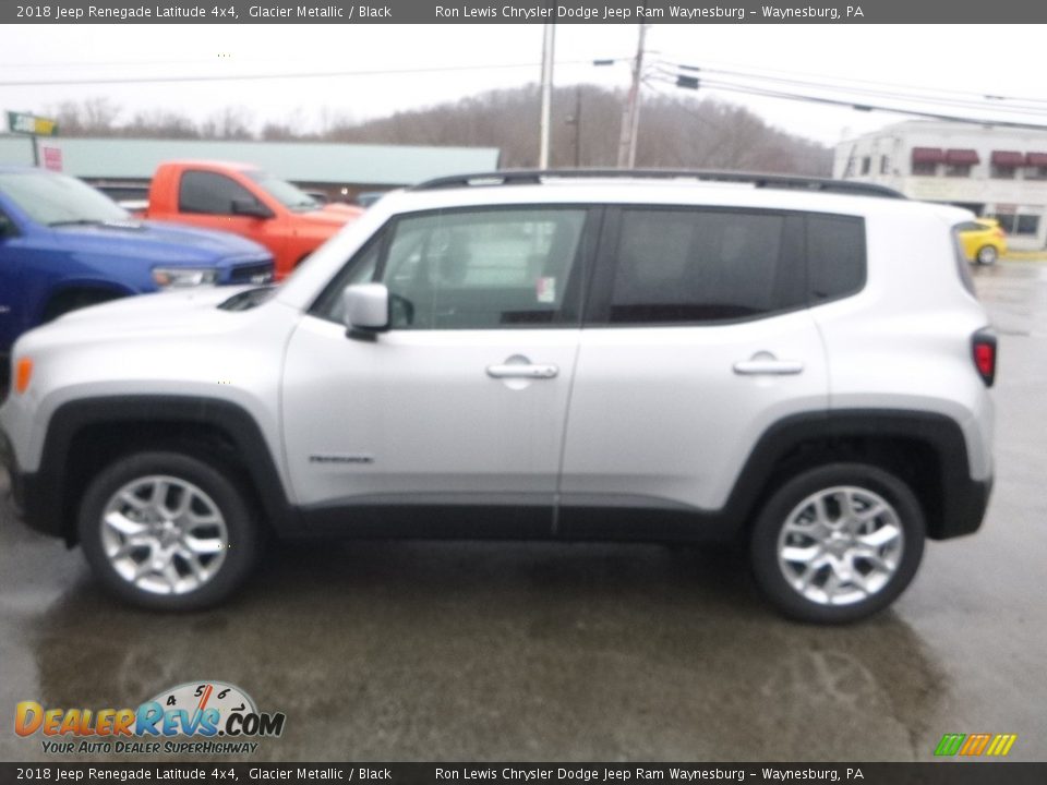 2018 Jeep Renegade Latitude 4x4 Glacier Metallic / Black Photo #2