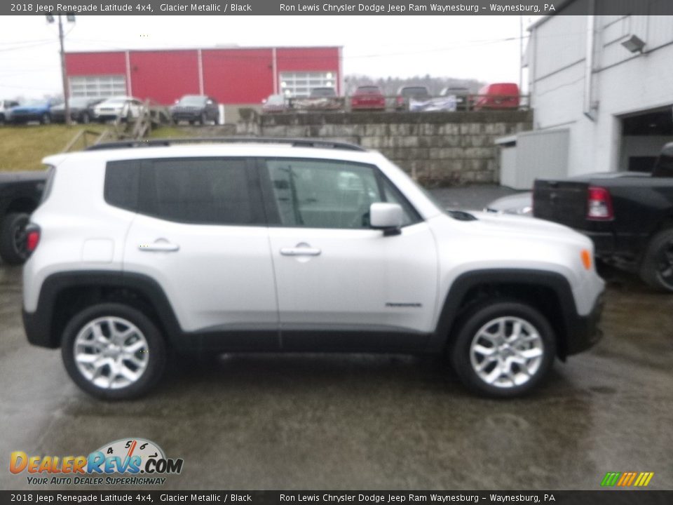 2018 Jeep Renegade Latitude 4x4 Glacier Metallic / Black Photo #6