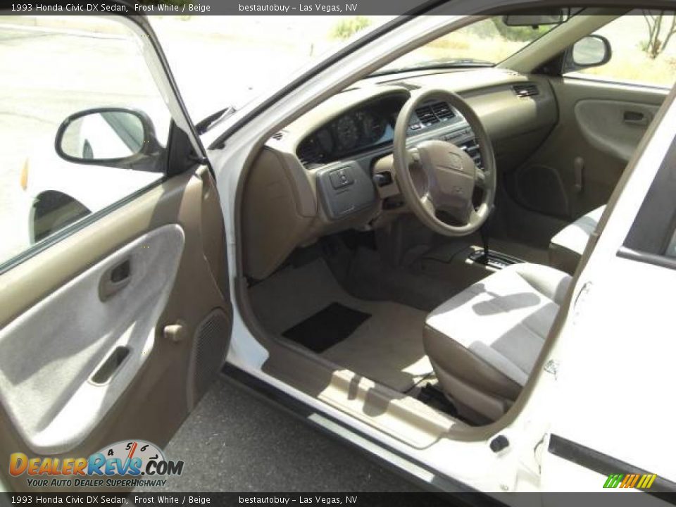 1993 Honda Civic DX Sedan Frost White / Beige Photo #14