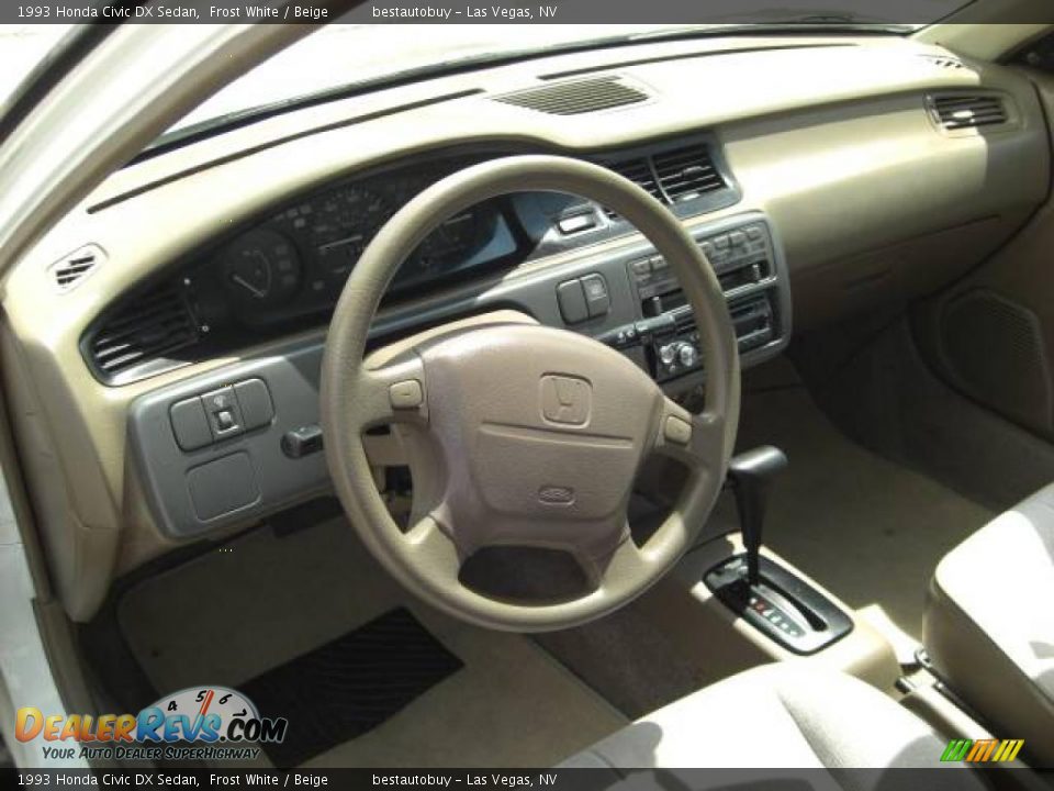 1993 Honda Civic DX Sedan Frost White / Beige Photo #15