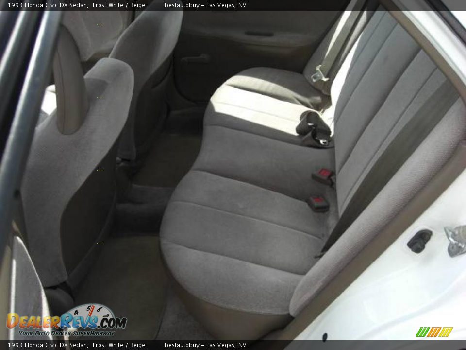 1993 Honda Civic DX Sedan Frost White / Beige Photo #19