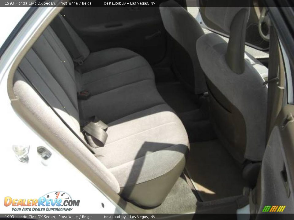 1993 Honda Civic DX Sedan Frost White / Beige Photo #20