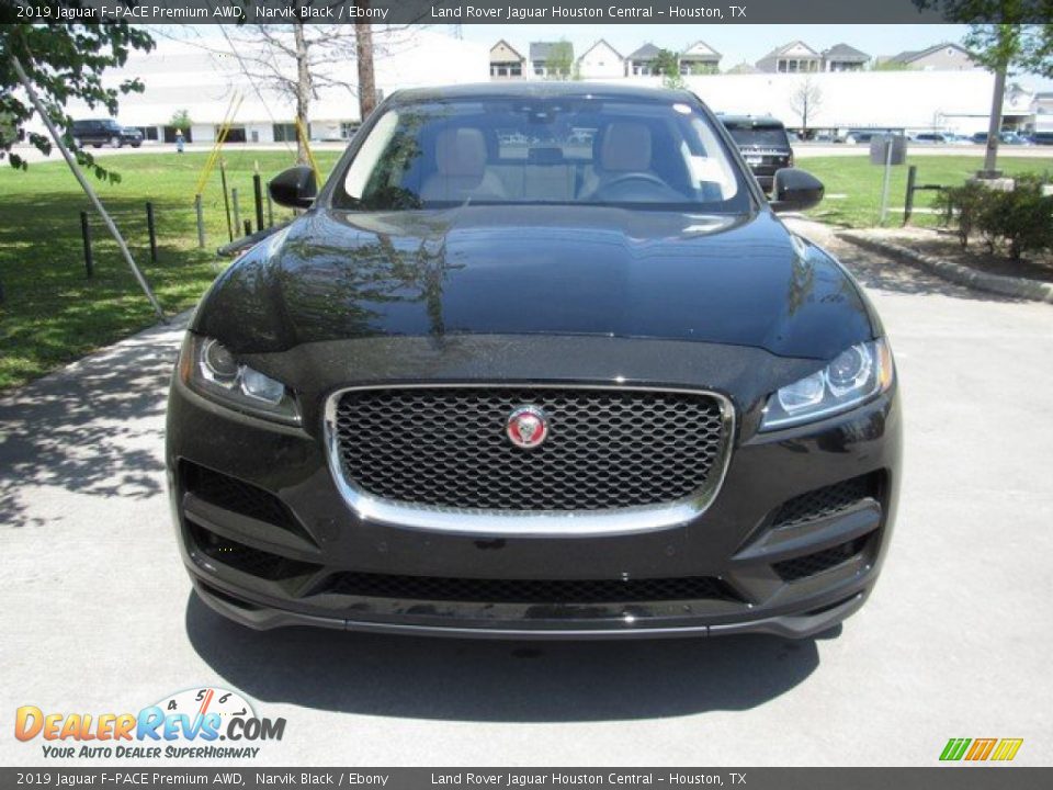 2019 Jaguar F-PACE Premium AWD Narvik Black / Ebony Photo #9