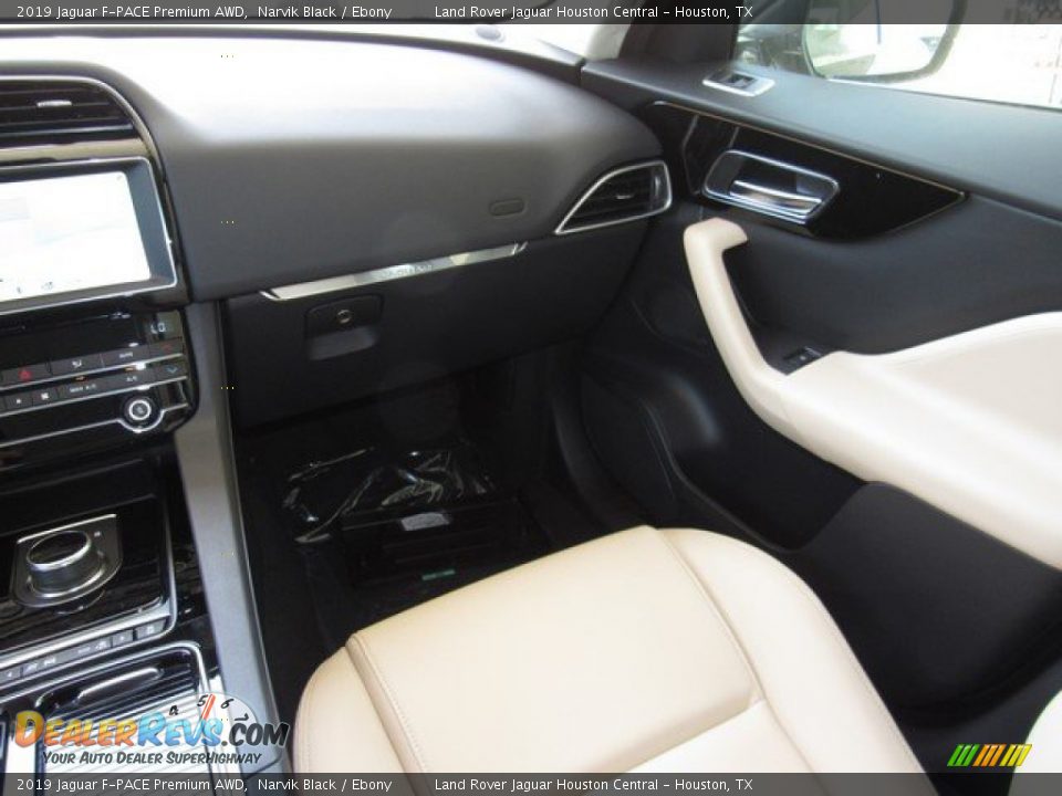 2019 Jaguar F-PACE Premium AWD Narvik Black / Ebony Photo #15