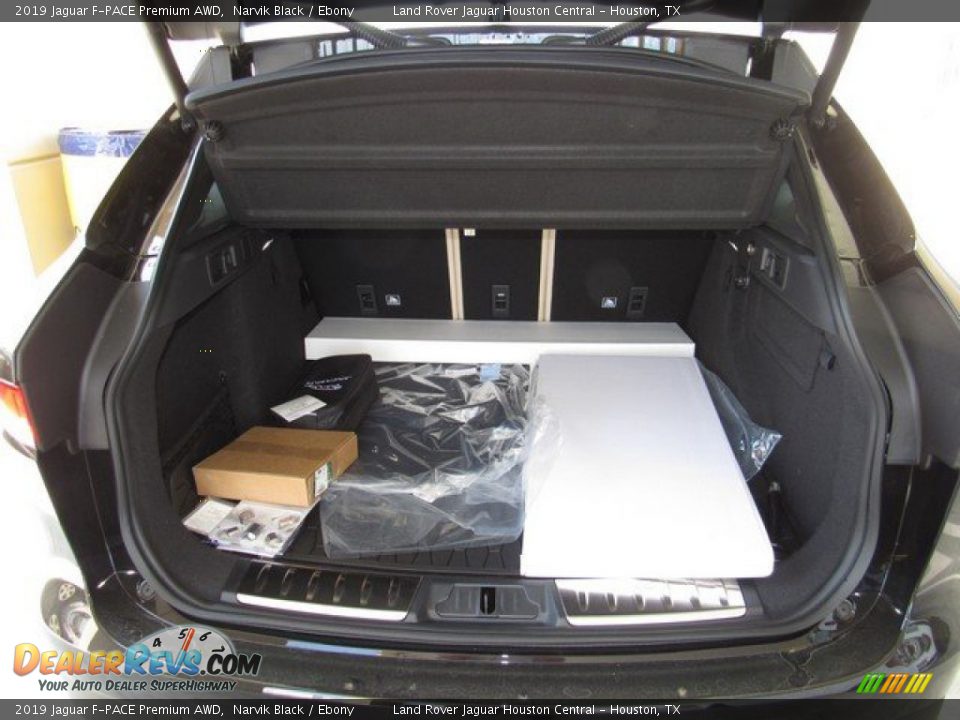 2019 Jaguar F-PACE Premium AWD Narvik Black / Ebony Photo #17