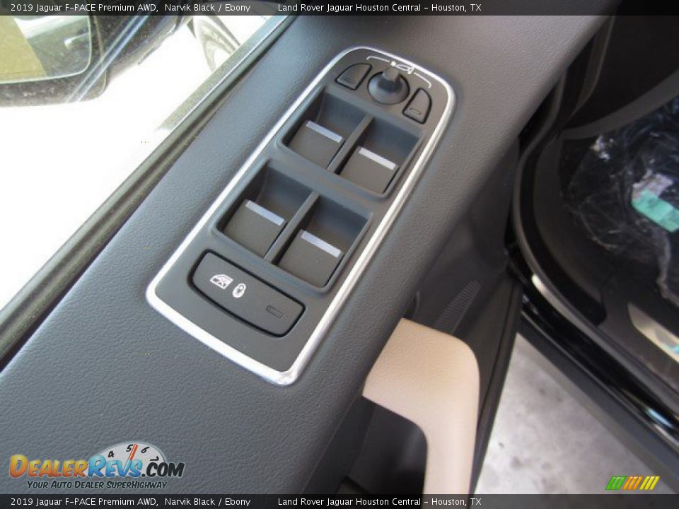 2019 Jaguar F-PACE Premium AWD Narvik Black / Ebony Photo #24