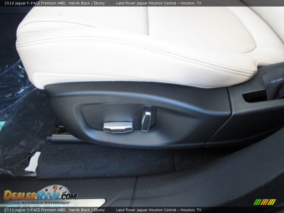 2019 Jaguar F-PACE Premium AWD Narvik Black / Ebony Photo #25