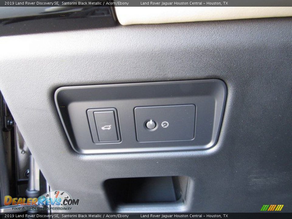 2019 Land Rover Discovery SE Santorini Black Metallic / Acorn/Ebony Photo #26