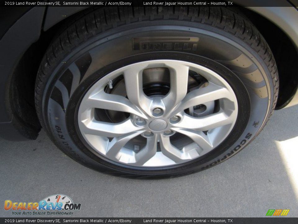 2019 Land Rover Discovery SE Santorini Black Metallic / Acorn/Ebony Photo #36