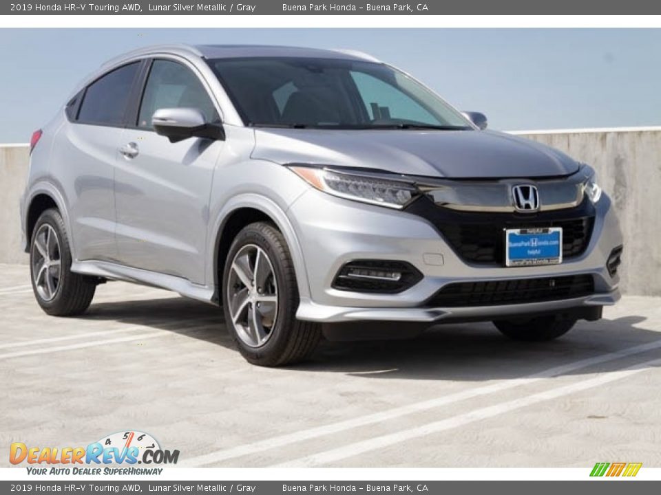 Front 3/4 View of 2019 Honda HR-V Touring AWD Photo #1