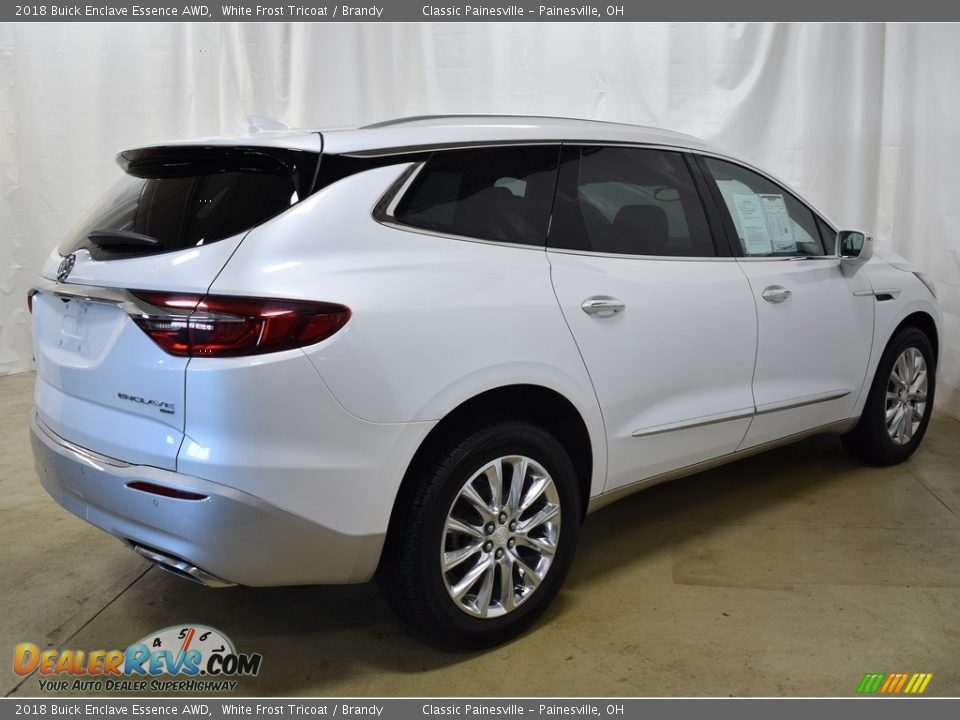 2018 Buick Enclave Essence AWD White Frost Tricoat / Brandy Photo #2