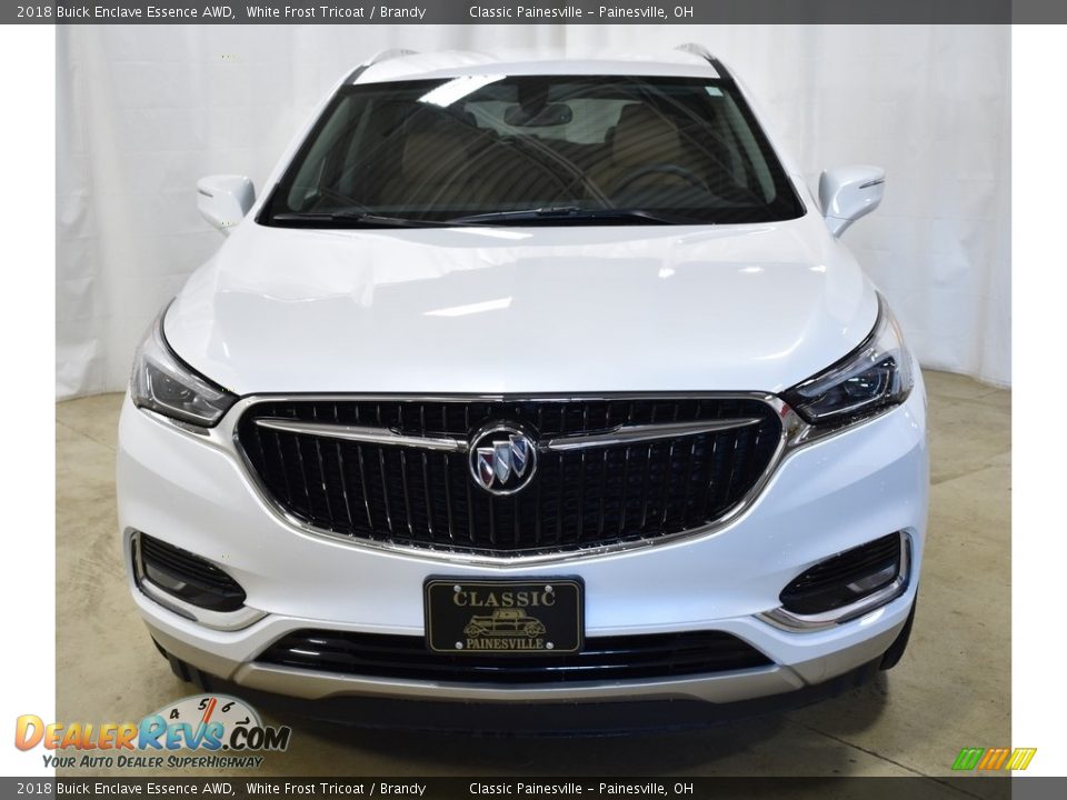 2018 Buick Enclave Essence AWD White Frost Tricoat / Brandy Photo #4