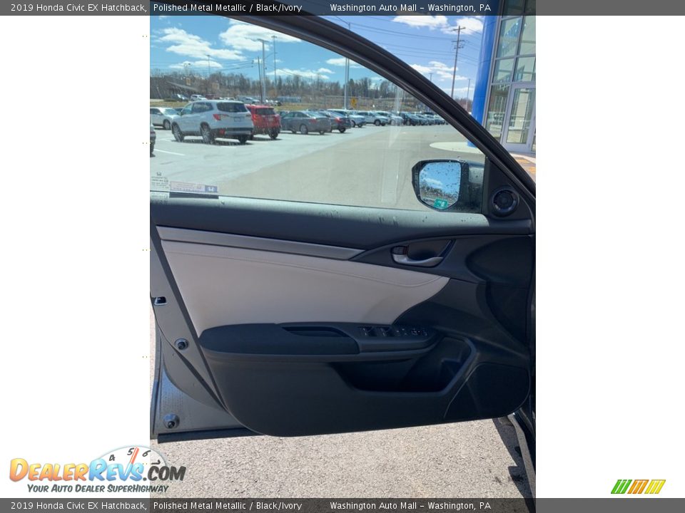 2019 Honda Civic EX Hatchback Polished Metal Metallic / Black/Ivory Photo #8