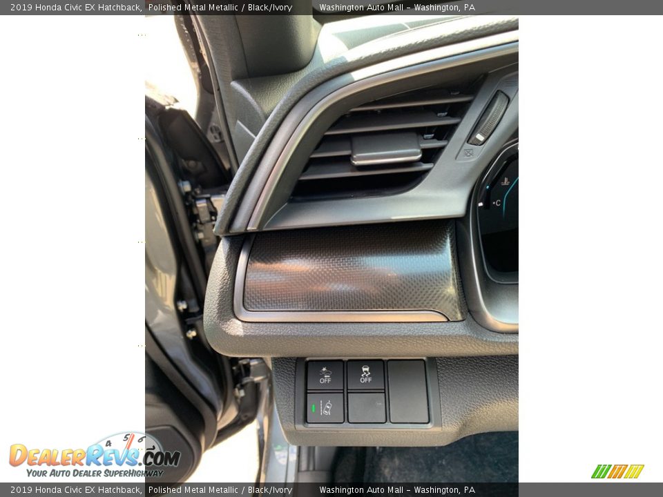 2019 Honda Civic EX Hatchback Polished Metal Metallic / Black/Ivory Photo #10